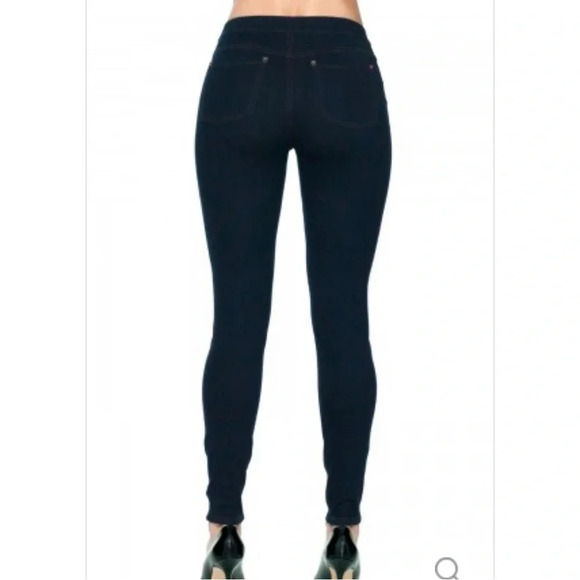Spanx Ready-to-Wow! Denim Leggings - Picture 2 of 10